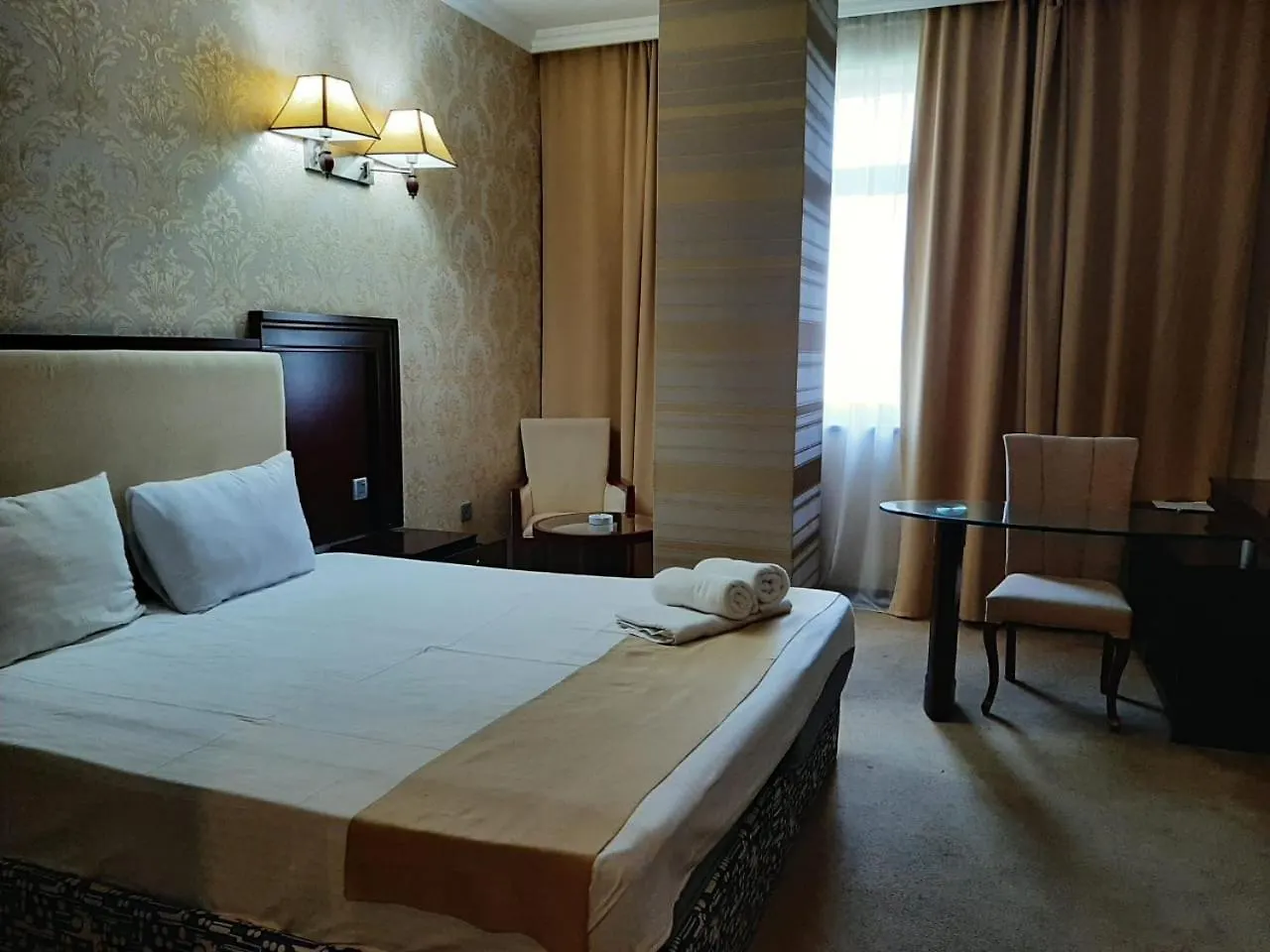 Emerald Gold Hotel 바쿠